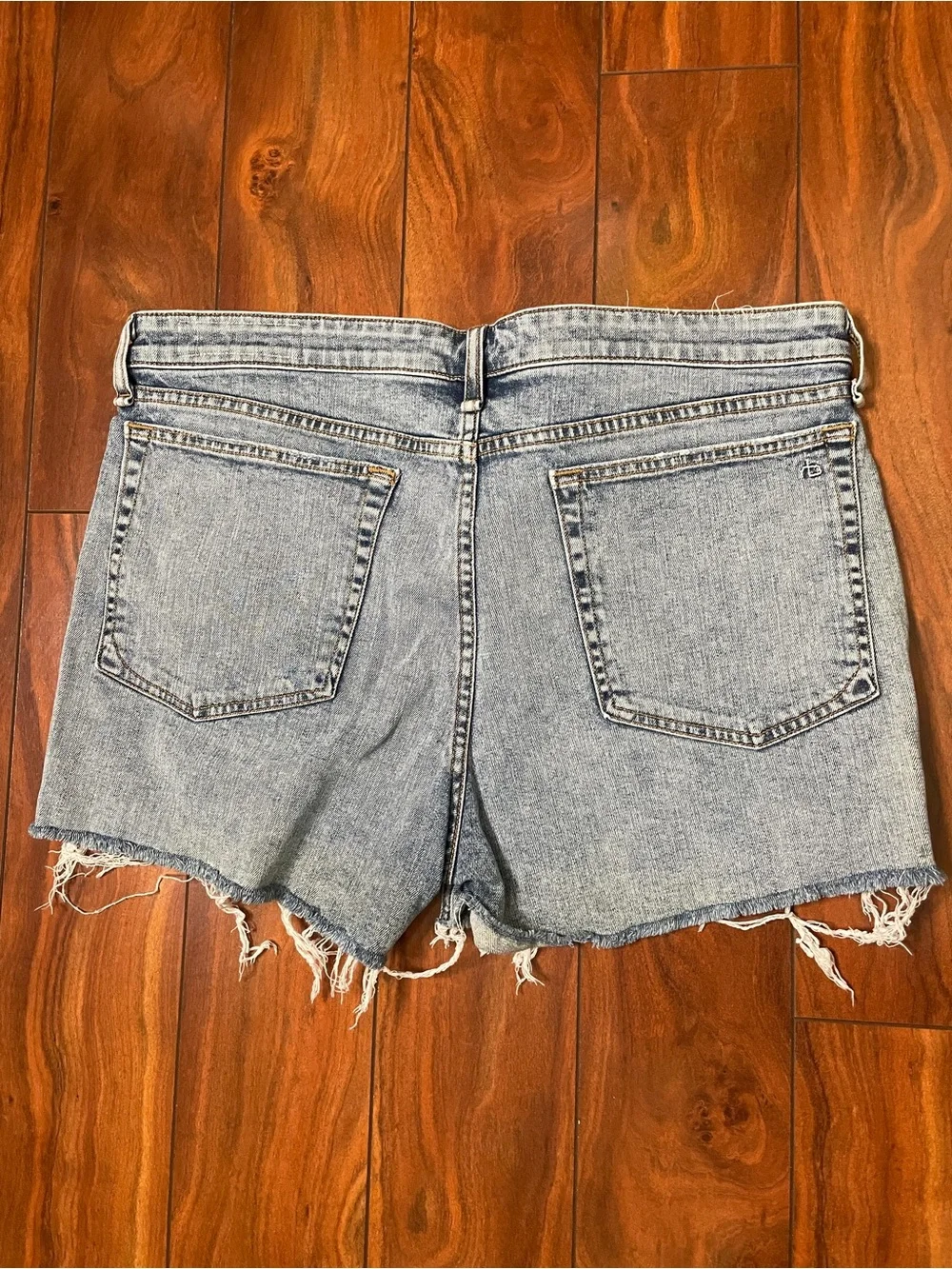 rag & bone Dre Low Rise Short in Stella